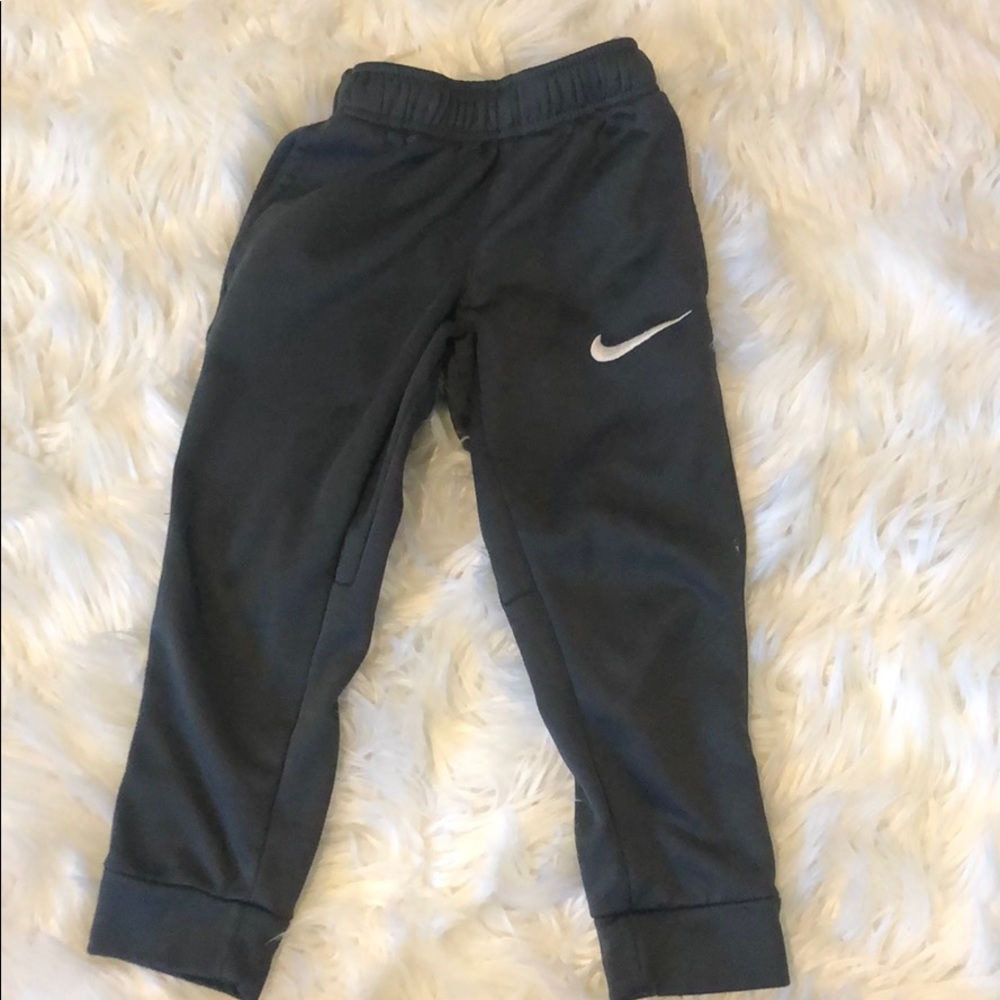Nike dry fit boys sweatpants